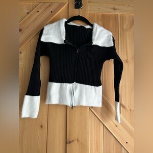 NWOT 
Black and White Zip-Up Sweater